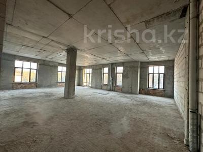 4-комнатная квартира, 124 м², 3/3 этаж, мкр Мирас за 130 млн 〒 в Алматы, Бостандыкский р-н