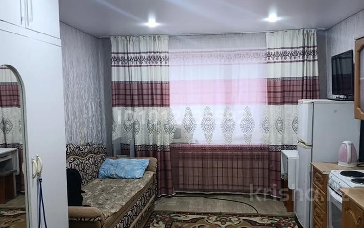 1-бөлмелі пәтер · 16.3 м² · 1/5 қабат, 1-й мкр. 7А, бағасы: 5.2 млн ₸ в Семее, Красный Кордон — фото 2