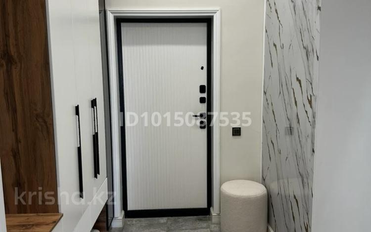 4-бөлмелі пәтер · 150 м² · 6/34 қабат, Яншина 2 1, бағасы: 65 млн ₸ в  — фото 2