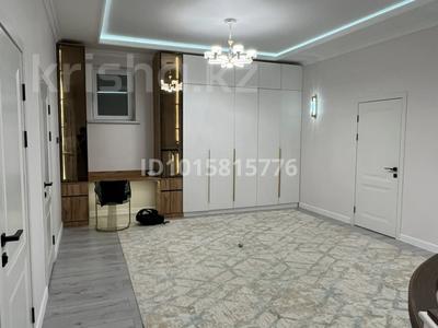 Отдельный дом · 6 комнат · 200 м² · 4 сот., мкр Арай-2 11 — Байдыбек баба за 85 млн ₸ в Таразе