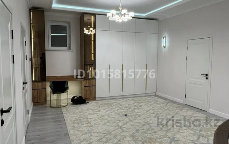 Отдельный дом · 6 комнат · 200 м² · 4 сот., мкр Арай-2 11 — Байдыбек баба за 85 млн ₸ в Таразе — фото 2