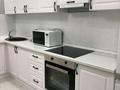 2-комнатная квартира · 72 м² · 3/8 этаж, 37-я ул 1 за 270 000 ₸ в Астане, Есильский р-н — фото 2