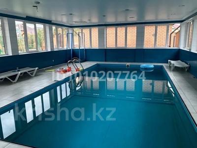 Отдельный дом · 10 комнат · 450 м² · 15 сот., Ниеткалиева 11/3 за 195 млн ₸ в Уральске