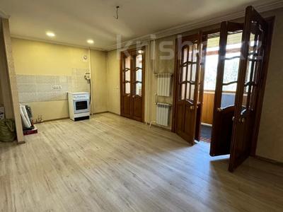 1-комнатная квартира · 39 м² · 4/9 этаж, мкр Михайловка , ул. Крылова за 17 млн ₸ в Караганде, Казыбек би р-н