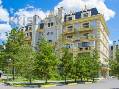 5-комнатная квартира · 215 м² · 2/4 этаж, Домалак Ана 22 за 2.5 млн ₸ в Астане, Нура р-н