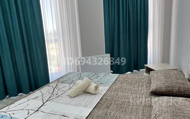 2-комнатная квартира · 67 м² · 4/12 этаж, 4А мкр 60 — Возле Яхт клуба за 20 000 ₸ в Актау — фото 2