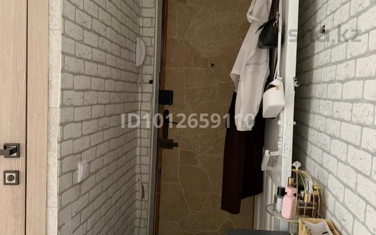 1-комнатная квартира · 31 м² · 4/5 этаж, мкр Юго-Восток, мкр Юго-Восток,улица Республика 6 за 13.7 млн ₸ в Караганде, Казыбек би р-н — фото 2