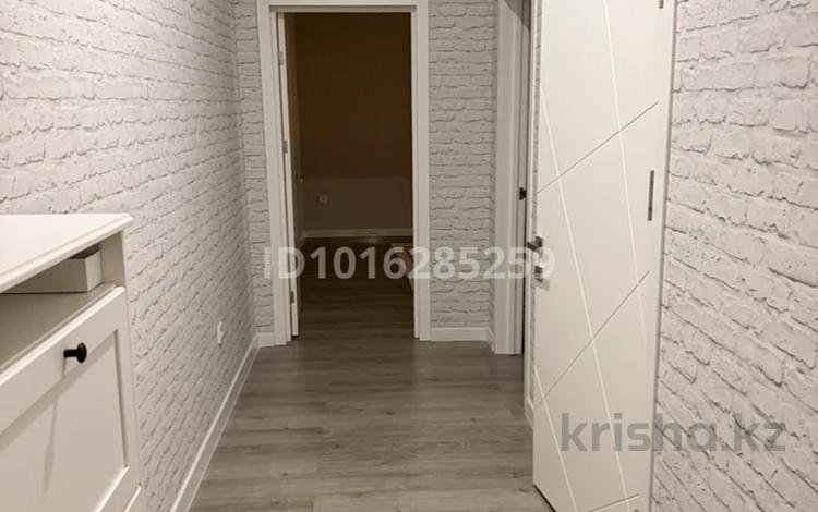 1-комнатная квартира · 60 м², 17-й мкр 23 за 200 000 ₸ в Актау — фото 2