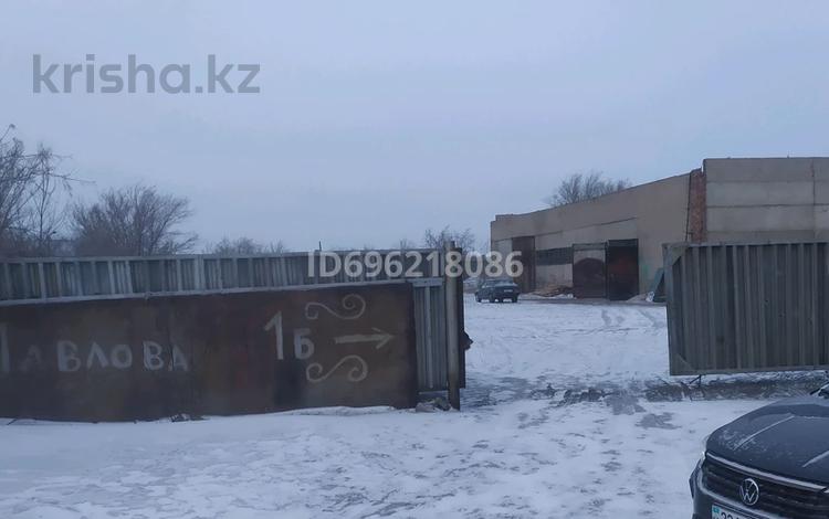Промбаза · 26 соток, Павлова 1б — Әуезов-Қонаев за 60 млн 〒 в Экибастузе — фото 2