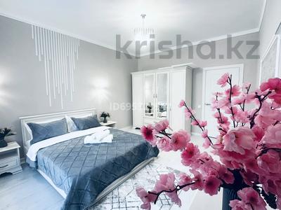 3-комнатная квартира · 70 м² · 6/12 этаж, Торекулова 95 за 30 000 〒 в Алматы, Алмалинский р-н