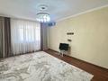 2-бөлмелі пәтер · 75 м² · 7/9 қабат, Алмагүл ш/а. 3, бағасы: 22 млн ₸ в Атырау, мкр. Алмагуль
