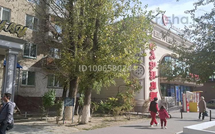 2-комнатная квартира · 45.7 м² · 1/5 этаж, мкр Самал 48 — Между 7 и 9 микрорайонами, возле магазина Сафият за 50 млн ₸ в Таразе — фото 2