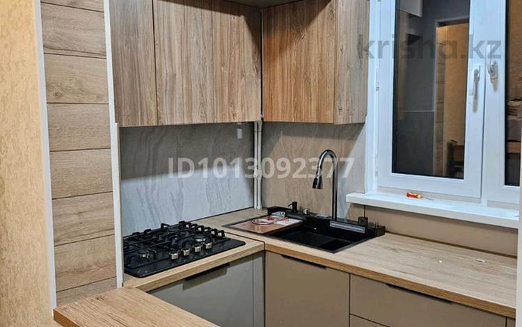 1-комнатная квартира · 40 м² · 5/5 этаж, 8-й микрорайон 12а за 16.5 млн ₸ в Шымкенте, Туран р-н — фото 2