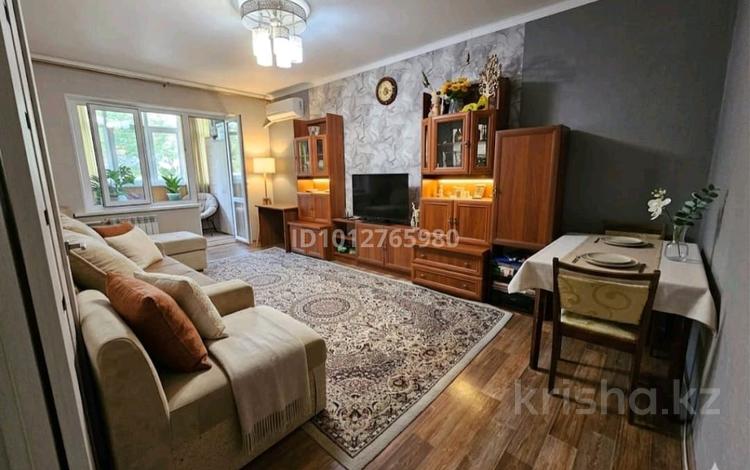 2-бөлмелі пәтер · 60 м² · 2/4 қабат, Бауржана Момышулы 29 — Парк имени Абая, бағасы: 28 млн ₸ в Шымкенте, Туран р-н — фото 2