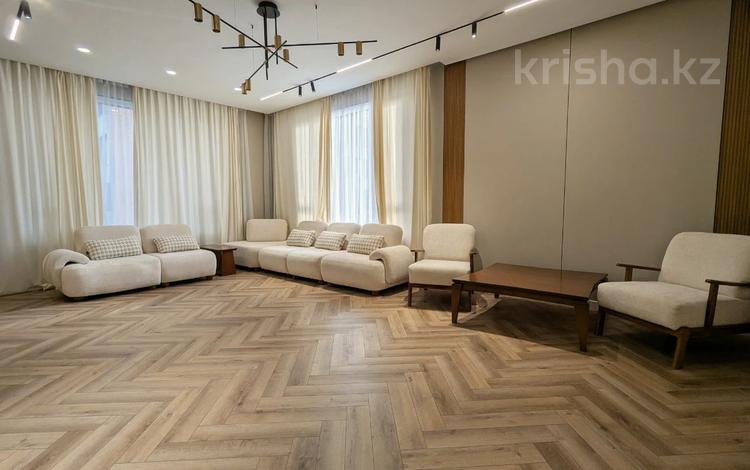 4-комнатная квартира · 160 м² · 12/21 этаж, Аль-Фараби 105/3 — РЕАЛЬНАЯ КВАРТИРА , САМАЯ ЛУЧШАЯ ЦЕНА за 198 млн ₸ в Алматы, Бостандыкский р-н — фото 9