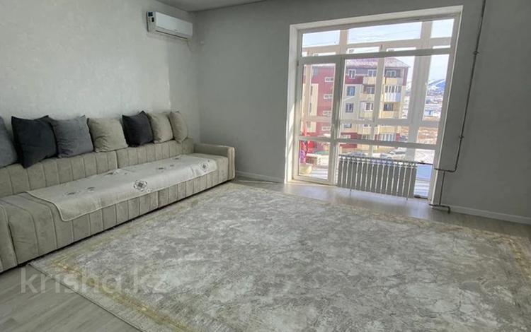 3-комнатная квартира · 106 м² · 2/5 этаж, Увалиева 9 за 73 млн ₸ в Усть-Каменогорске — фото 2