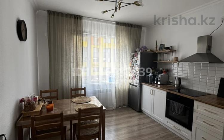 1-бөлмелі пәтер · 40 м² · 3/9 қабат, Туран 55/10 — Орынбор, бағасы: 300 000 ₸ в Астане, Нура р-н — фото 2