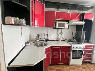 5-комнатная квартира · 98 м² · 2/10 этаж, Жумабаева 25 за 45 млн 〒 в Семее