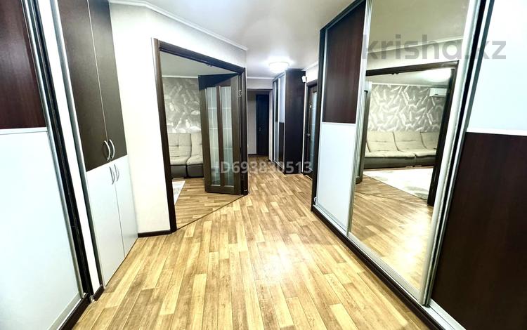 4-комнатная квартира, 90 м², 5/9 этаж, Гоголя 33 за 35 млн 〒 в Риддере — фото 2