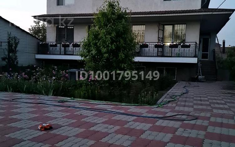 Отдельный дом · 5 комнат · 380 м² · 11 сот., мкр Каргалы 105 — Аскарова, Нажимиденова, Кенесары за 155 млн 〒 в Алматы, Наурызбайский р-н — фото 2