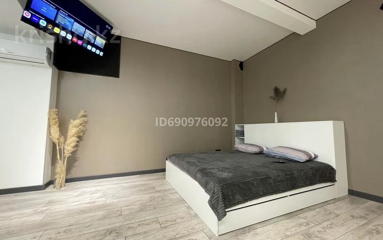 1-комнатная квартира · 40 м² · 4/14 этаж, мкр Керемет 3 к2 за 22 000 ₸ в Алматы, Бостандыкский р-н — фото 7