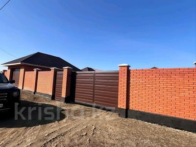 Продажа домов и дачи в Восточно-Казахстанской обл.: Отдельный дом · 5 комнат · 230 м² · 15.5 сот., Анатолия Иванова 32 за 83 млн 〒 Отдельный дом · 5 комнат · 230 м² · 15.5 сот., Анатолия Иванова 32 за 83 млн 〒 в Усть-Каменогорске, Ульбинский