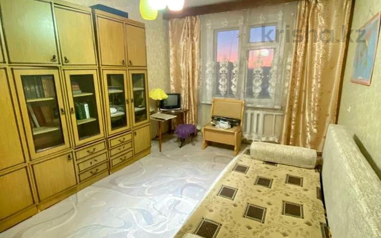 1-комнатная квартира, 34 м², 5/9 этаж, болатбаева за 10.5 млн 〒 в Петропавловске — фото 2