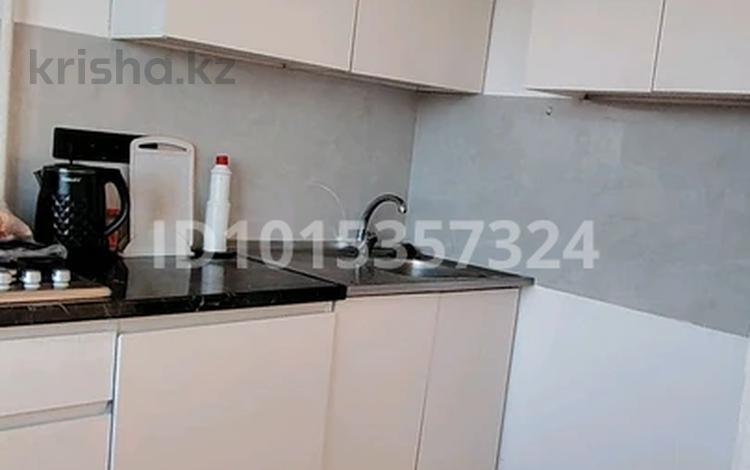 2-бөлмелі пәтер · 41 м² · 4/9 қабат, мкр Омега, Асана Тайманова 221/1, бағасы: 11 млн ₸ в Уральске — фото 2