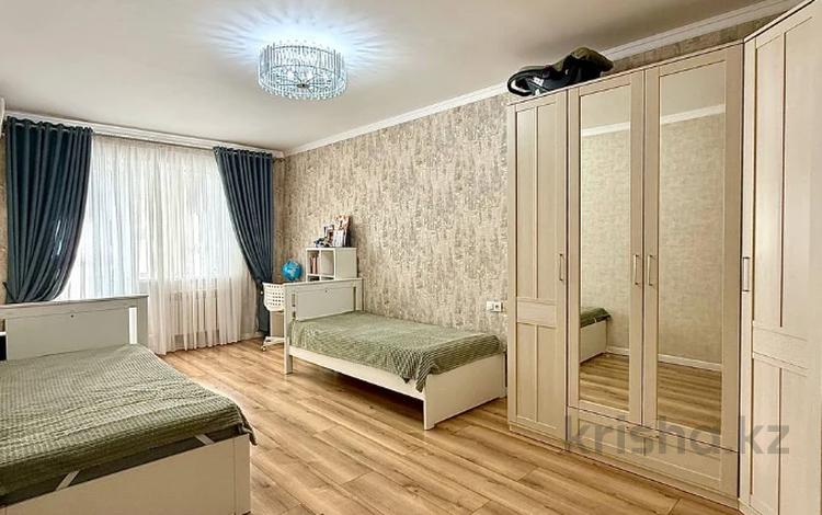 3-комнатная квартира · 109.3 м² · 4/9 этаж, мкр Нурсая, Таумуш Жумагалиев 15 за 46 млн ₸ в Атырау — фото 2