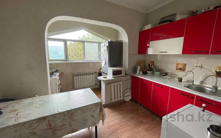 2-бөлмелі пәтер · 60 м² · 5/5 қабат, Айнабұлақ-3 ш/а., бағасы: 32.5 млн ₸ в Алматы, Жетысуский р-н — фото 2