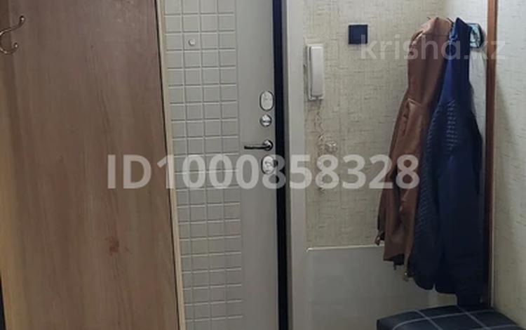 3-комнатная квартира · 82.9 м² · 4/5 этаж, виноградова 12 — нахождение около рынок Дос-нар за 30 млн 〒 в Усть-Каменогорске, Ульбинский — фото 2