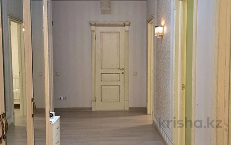 3-комнатная квартира, 100 м², 7/9 этаж, Тауелсиздик 21/6 — Шарль де Голль за 45.5 млн 〒 в Астане, Алматы р-н — фото 8