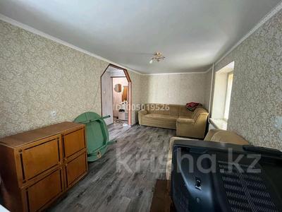 1-бөлмелі пәтер · 35 м² · 3/4 қабат, Ауэзова 51, бағасы: 5.5 млн ₸ в Аксу