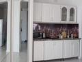3-бөлмелі пәтер · 90 м² · 15/25 қабат, мкр 11 112 — Керуен Сити, бағасы: 30 000 ₸ в Актобе — фото 3