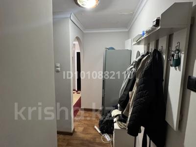 3-комнатная квартира · 50 м² · 2/5 этаж, мкр 5 есет батыр 142 за 160 000 ₸ в Актобе