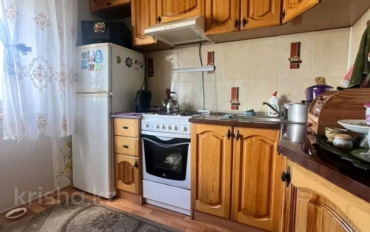 3-комнатная квартира · 67 м² · 2/10 этаж, Шакарим Кудайберды улы (Бестужева) 6 — Магазин Пахомовский за 27 млн ₸ в Павлодаре — фото 2