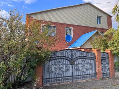 Отдельный дом · 7 комнат · 251 м² · 12 сот., Жастар 5 за 63 млн 〒 в Экибастузе