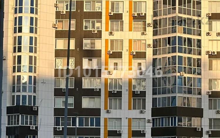 2-комнатная квартира · 78 м² · 2/9 этаж, Ул.Тайманова 58 — Площадь Исатая и Махамбет за 200 000 ₸ в Атырау — фото 2