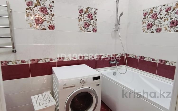 1-комнатная квартира · 85 м² · 7/8 этаж, Мангилик Ел 28 — Керей Жанибек Хандар, Орынбор за 350 000 ₸ в Астане, Есильский р-н — фото 3