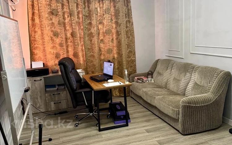 3-бөлмелі пәтер · 75 м² · 6/10 қабат, Толе би 285/8 к1, 285/8 к2, 285/8 к3, 285/8 к4, 285/8 к5, 285/8 к6, 285/8 к7, 285/8 к8, 285/8 к9, 285/8 к10, 285/8 к11, бағасы: 270 000 ₸ в Алматы, Ауэзовский р-н — фото 2