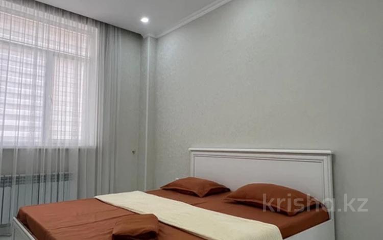 2-бөлмелі пәтер · 80 м² · 1/10 қабат, 16-ш/а. 92 — Центр ч, бағасы: 13 000 ₸ в Актау, 16-й мкр  — фото 2