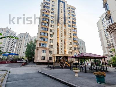 4-комнатная квартира, 220 м², 10/12 этаж помесячно, Ходжанова 77 — проспект Аль-Фараби за 1 млн 〒 в Алматы, Бостандыкский р-н