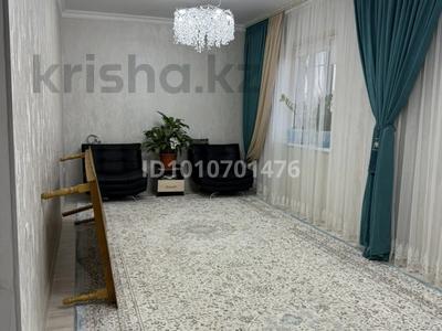 Часть дома · 5 комнат · 142 м² · 800 сот., Иманов 76 — Мазарат жақ за 33 млн ₸ в Карасу