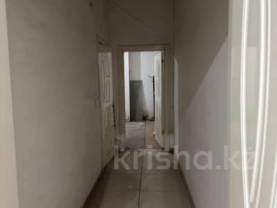 2-бөлмелі пәтер · 70 м² · 1/10 қабат, 17-шағынаудан, Еримбетова 1 a, бағасы: 17 млн ₸ в Шымкенте, Аль-Фарабийский р-н