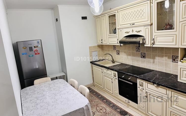 3-бөлмелі пәтер · 90 м² · 3/12 қабат, Абиша Кекилбайулы 97а, бағасы: 500 000 ₸ в Алматы, Бостандыкский р-н — фото 2