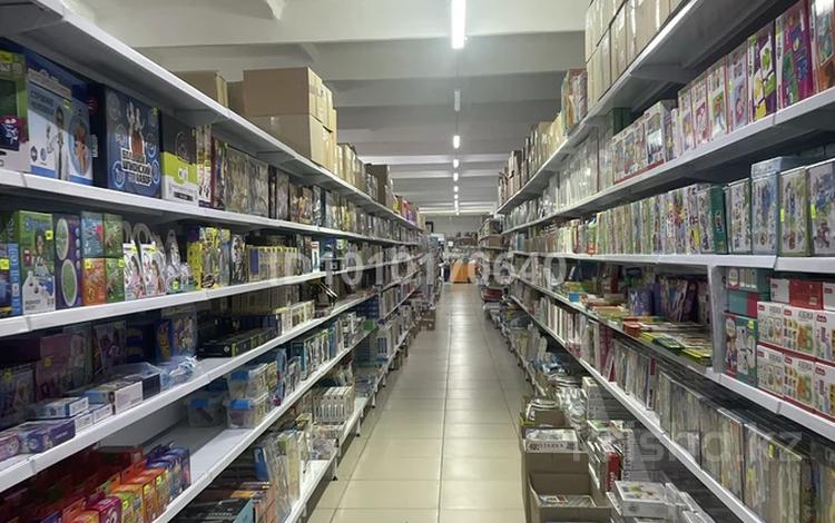 Еркін, дүкендер мен бутиктер, қоймалар · 1300 м², бағасы: 296 млн ₸ в Костанае — фото 2