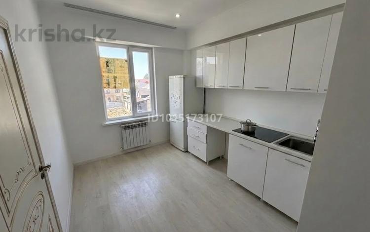 2-комнатная квартира · 35 м² · 3/3 этаж, Бирлик 11 — Рядом с Aport Mall West. на границе между микрорайоном Теректы и Иргели за 18.5 млн ₸ в Алматы — фото 7