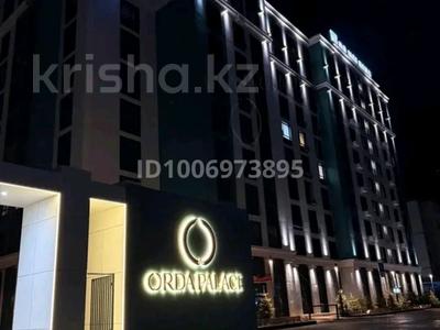 1-комнатная квартира · 55 м² · 4/10 этаж, мкр. Алтын орда, Алтын Орда 11 за 18 000 〒 в Актобе