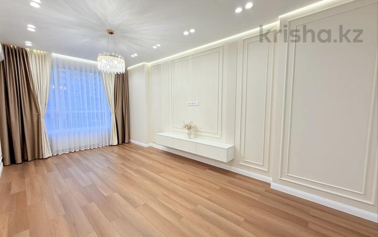 4-бөлмелі пәтер · 120.6 м² · 3/9 қабат, Бокейхана 52 — Т. Рыскулова, бағасы: 135 млн ₸ в Астане, Есильский р-н — фото 2