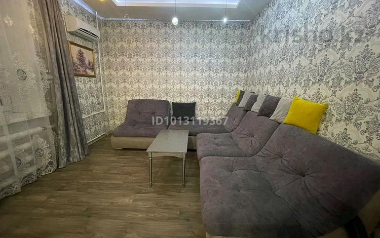 2-комнатная квартира · 54 м² · 3/3 этаж, Победы — Каршоссе за 12 000 ₸ в Темиртау — фото 2